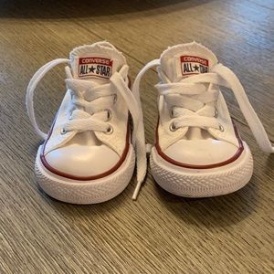 Converse size 5